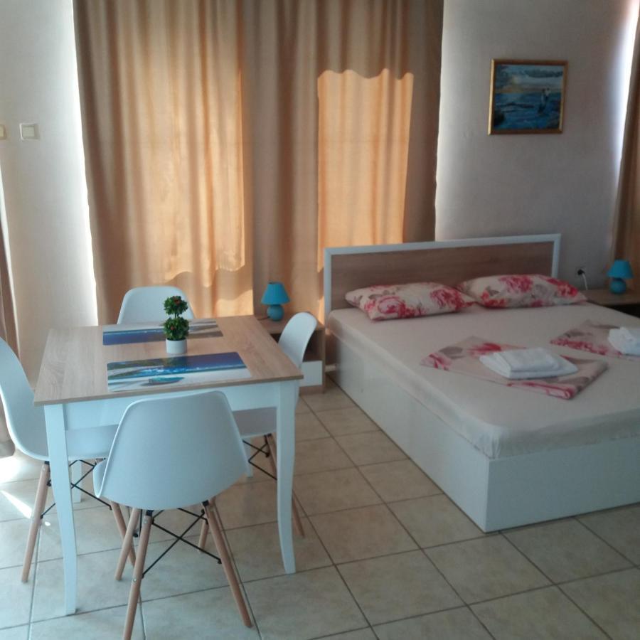 Къща За Гости Семейство Маврови Hotel Rezovo Luaran gambar